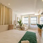 Oportoluxapartments דירה