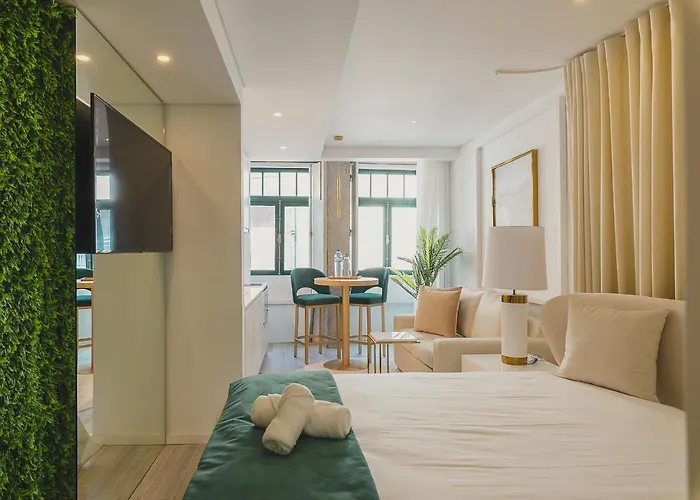 アパート Oportoluxapartments ポルト